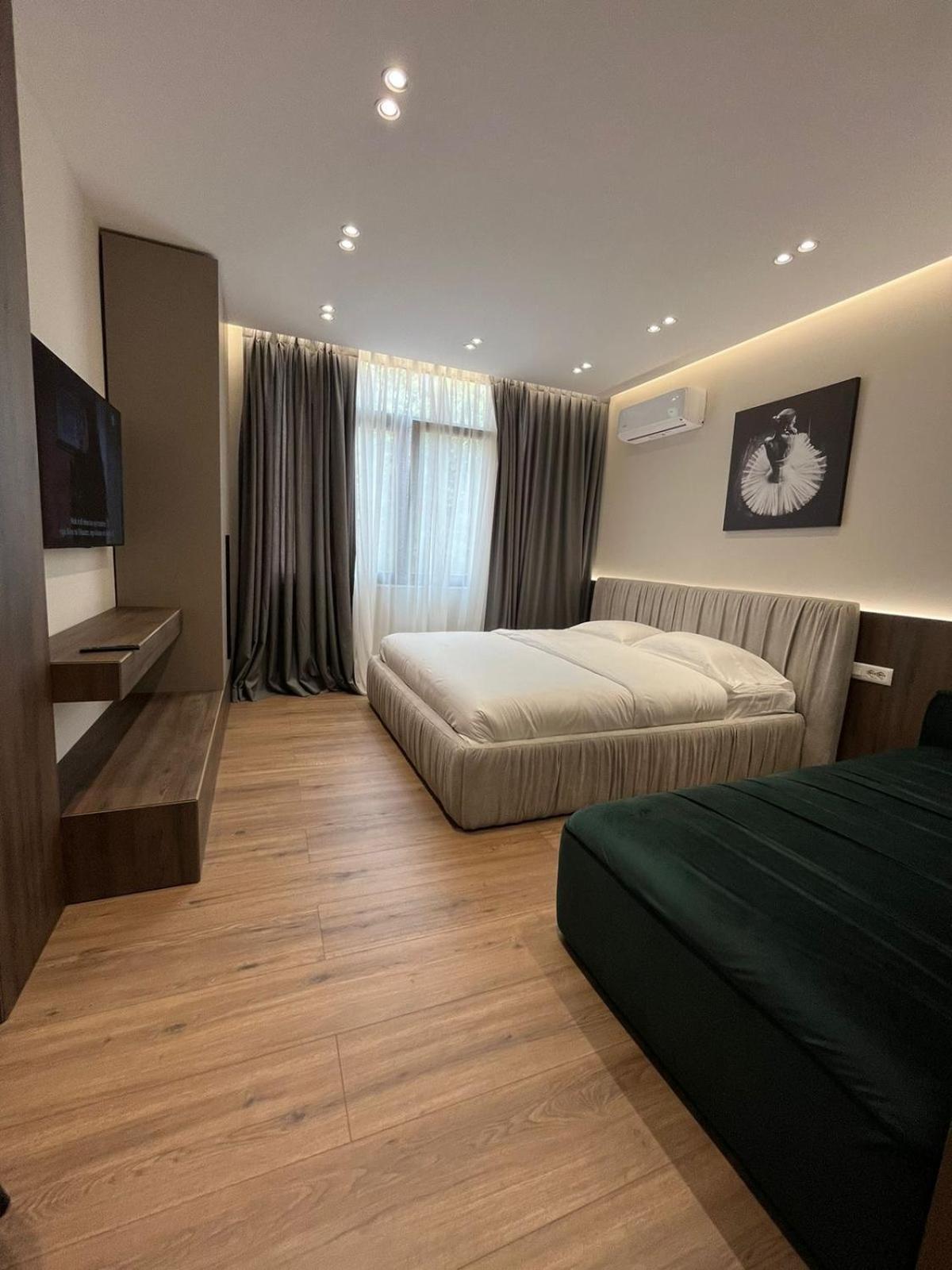 Lux Stay Тирана Экстерьер фото