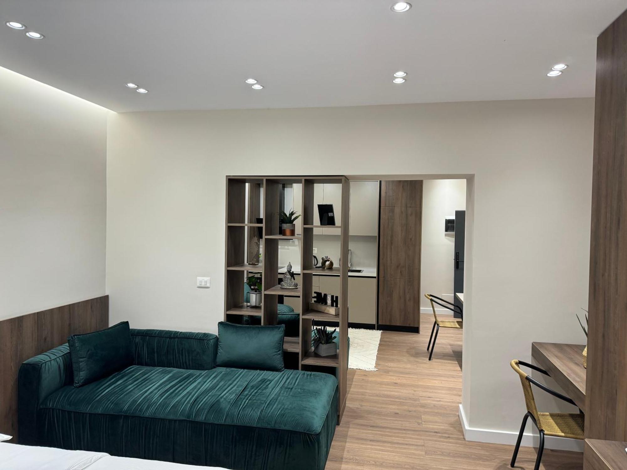 Lux Stay Тирана Экстерьер фото