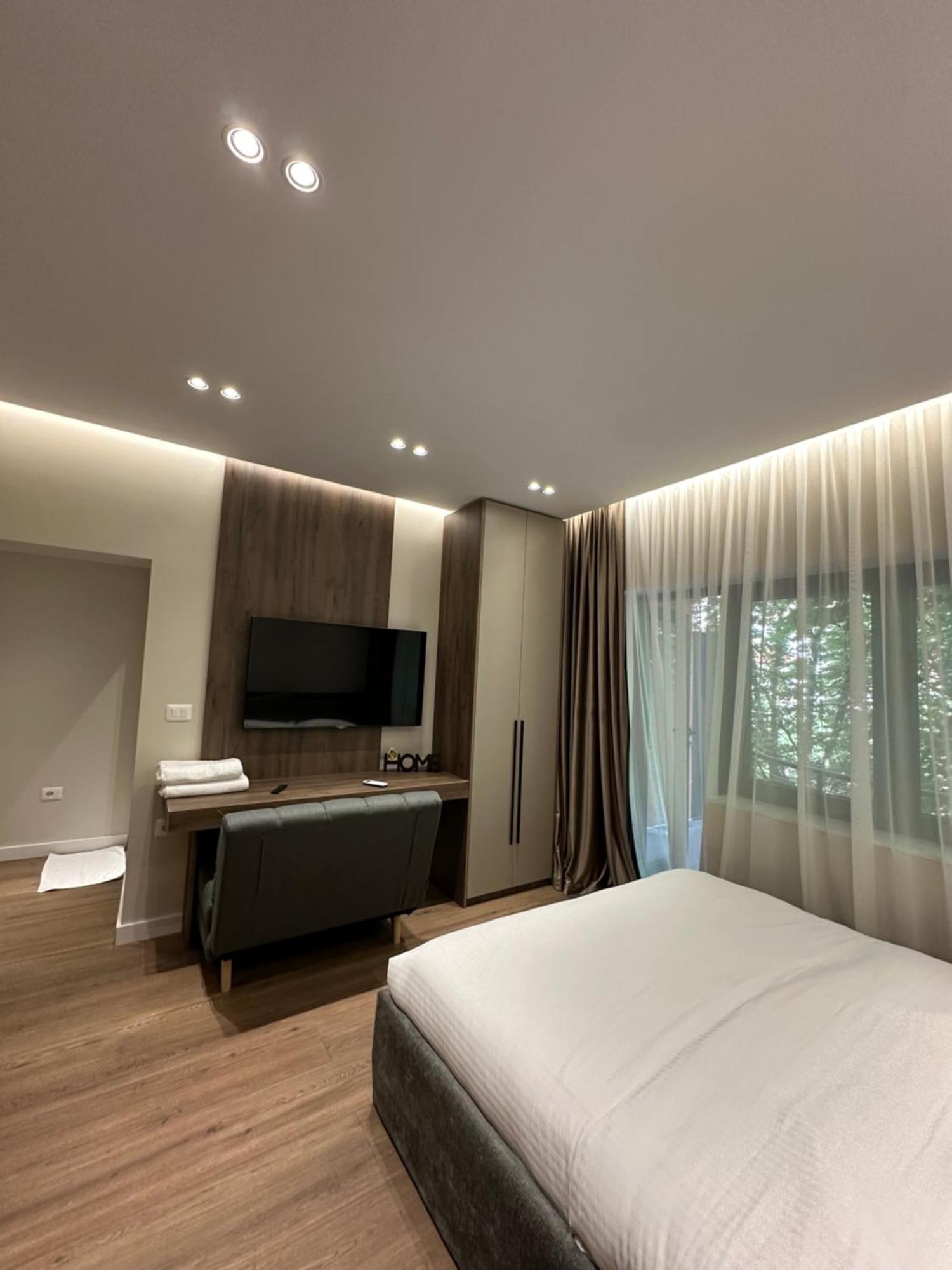 Lux Stay Тирана Экстерьер фото