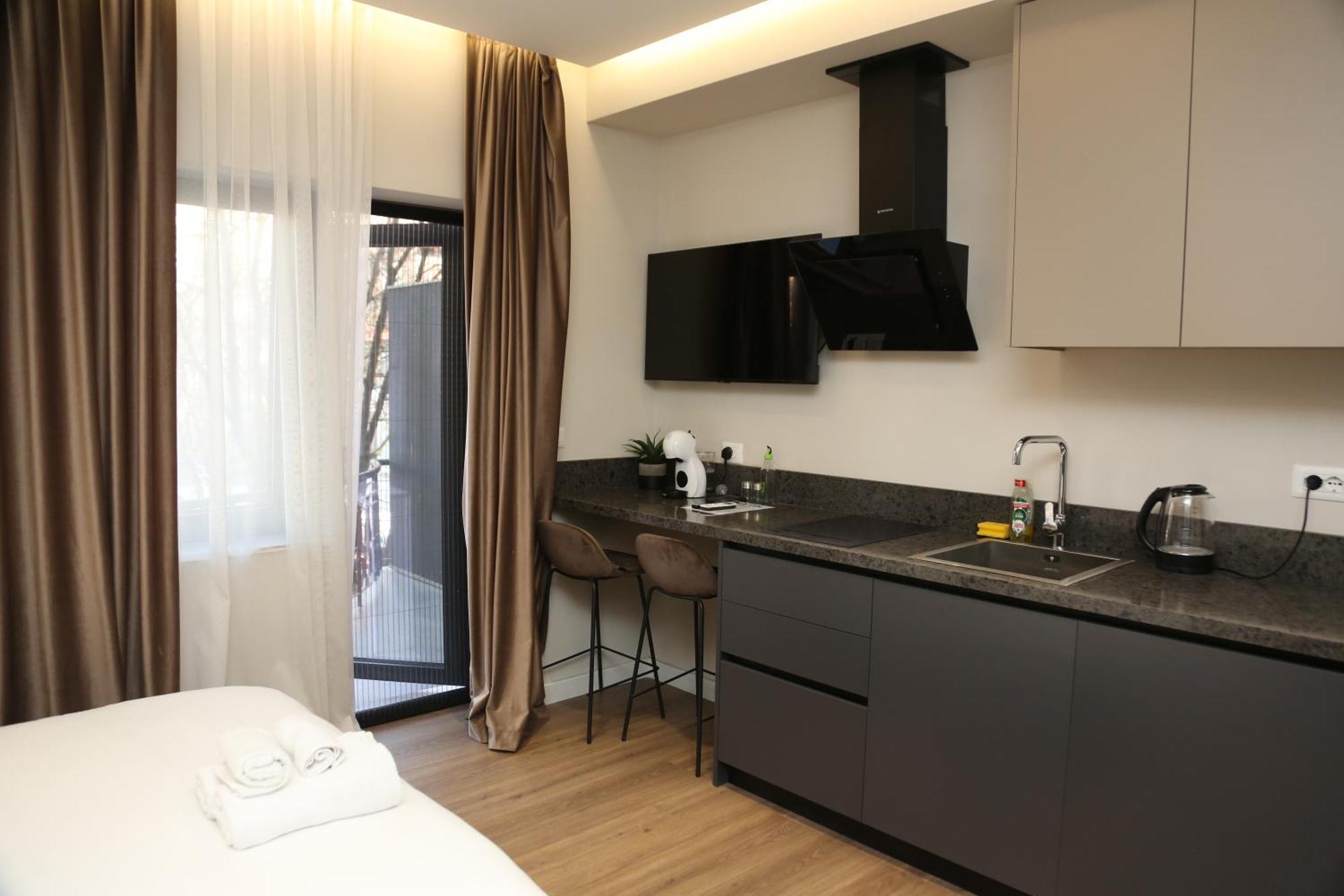 Lux Stay Тирана Экстерьер фото